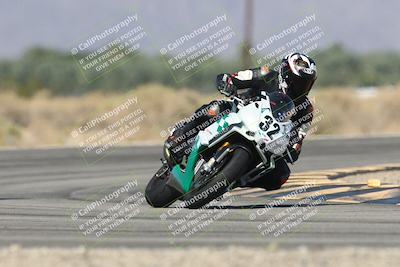 media/Oct-13-2025-Moto Forza (Mon) [[a66d839500]]/3-B Group/Session 3 (Turn 16)/